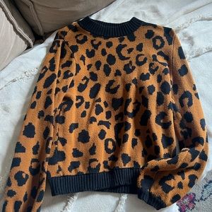 Cheetah print crew beck sweater